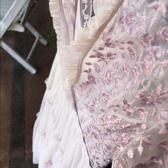 NWT Needle & Thread Embroidered Tulle Midi Dress - Picture 5 of 12